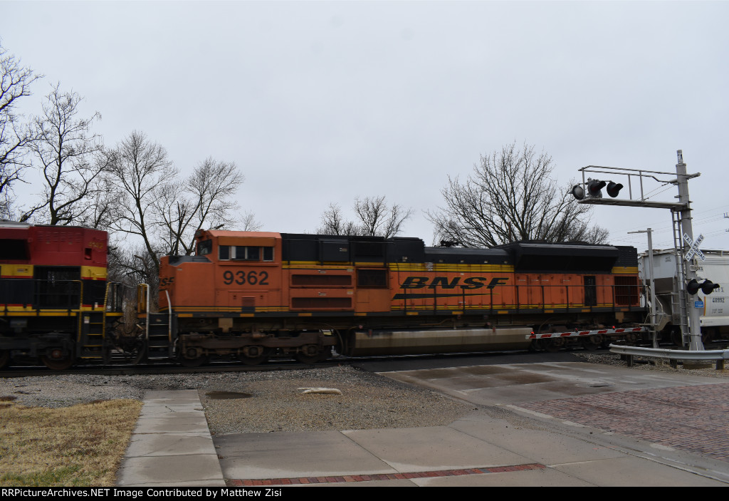 BNSF 9362